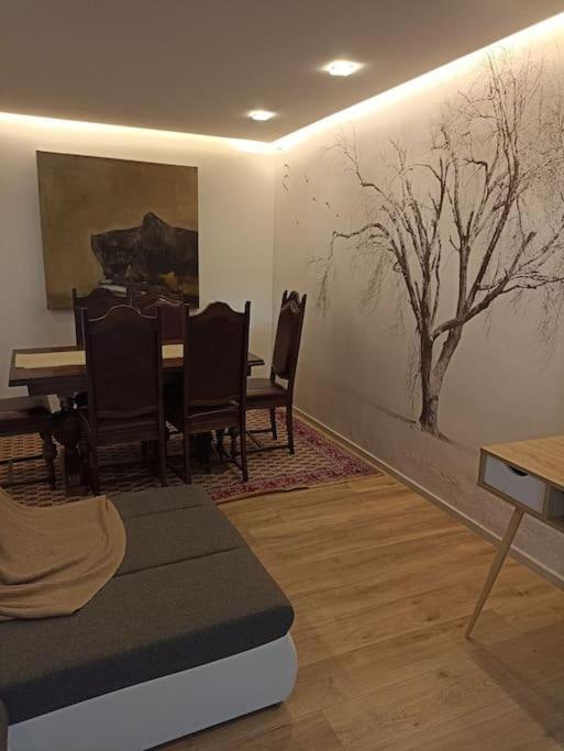 Tres Bel Appartement Rez De Jardin Appart De 53M2. Pfastatt 외부 사진